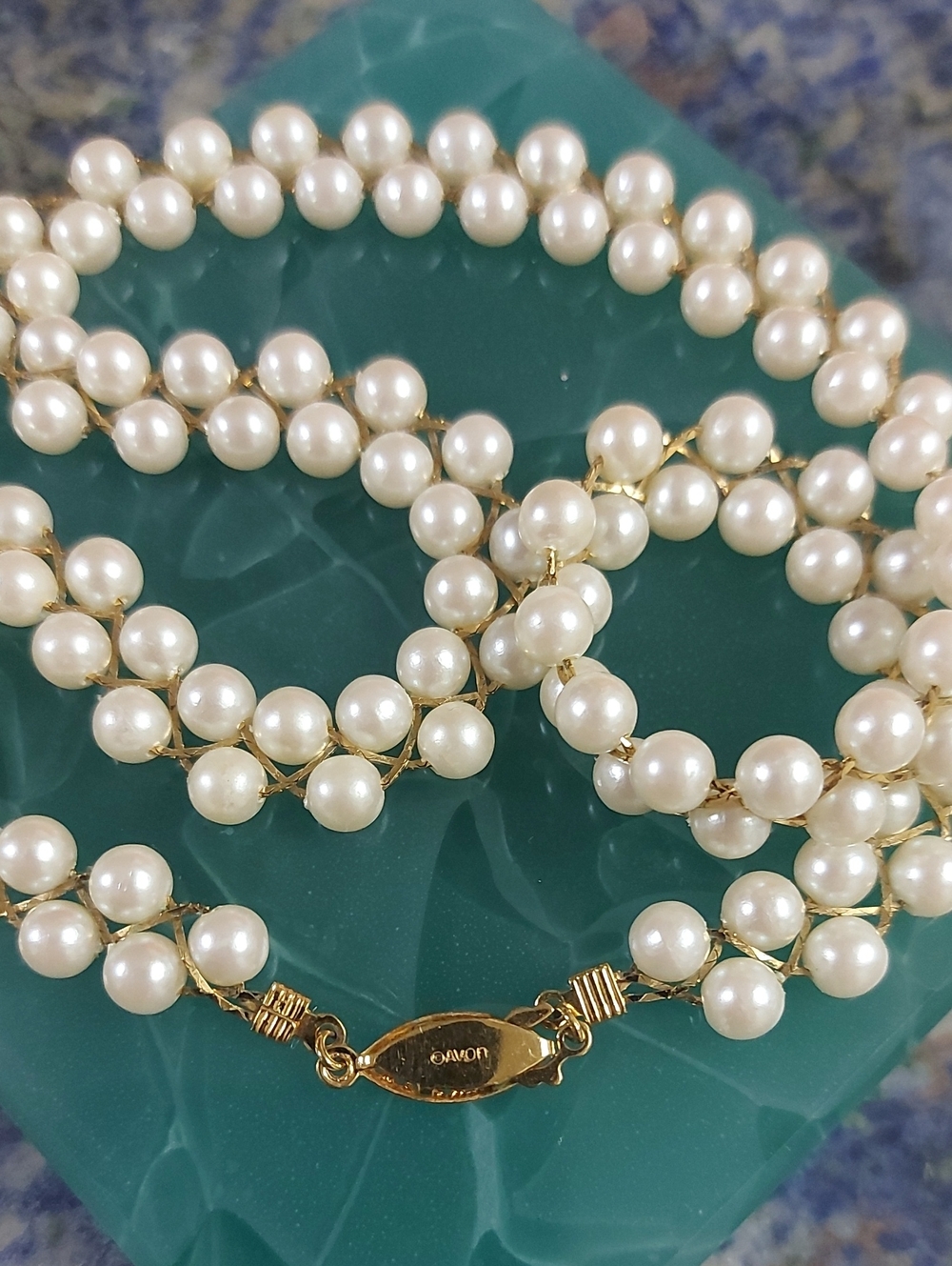 Vintage 1984 Avon Pearly Elegance Double Strand Faux Pearl Choker Necklace